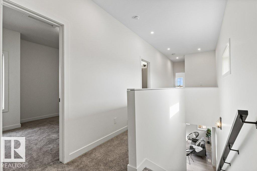Photo 24 of 9826 158 St Nw, Edmonton AB