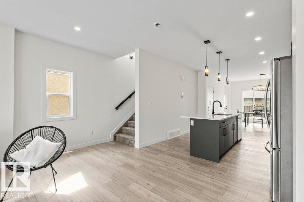 Photo 46 of 9826 158 St Nw, Edmonton AB