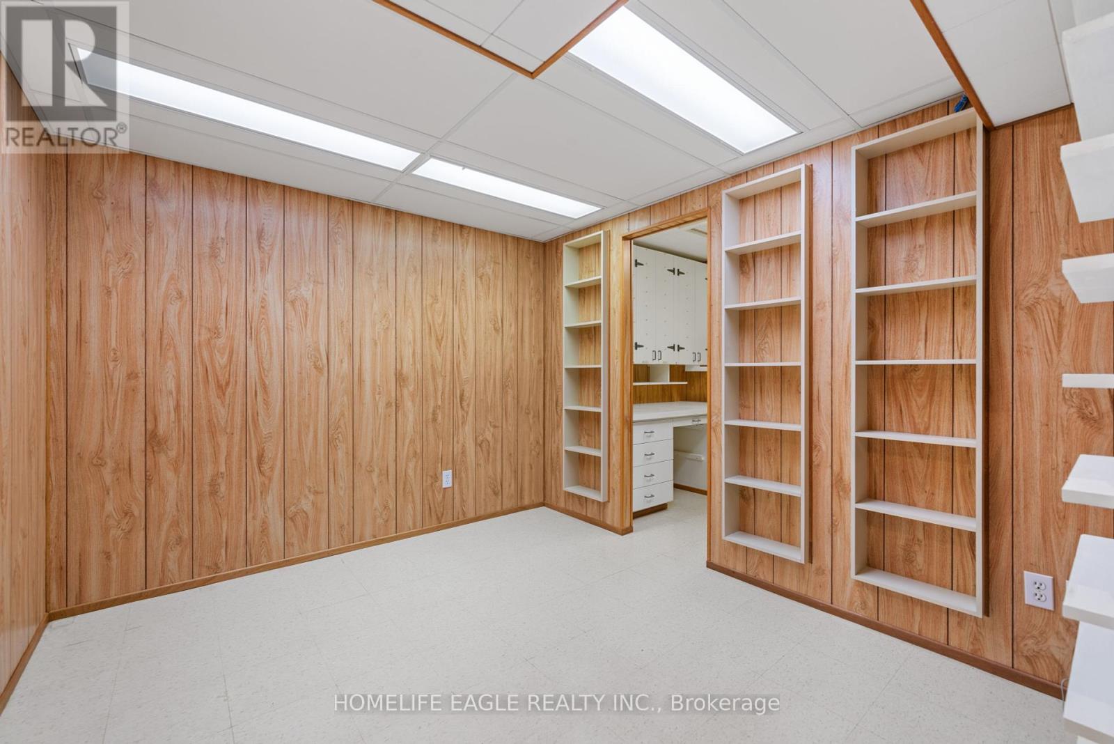 Photo 21 of 50 Tormore Drive, Richmond Hill ON