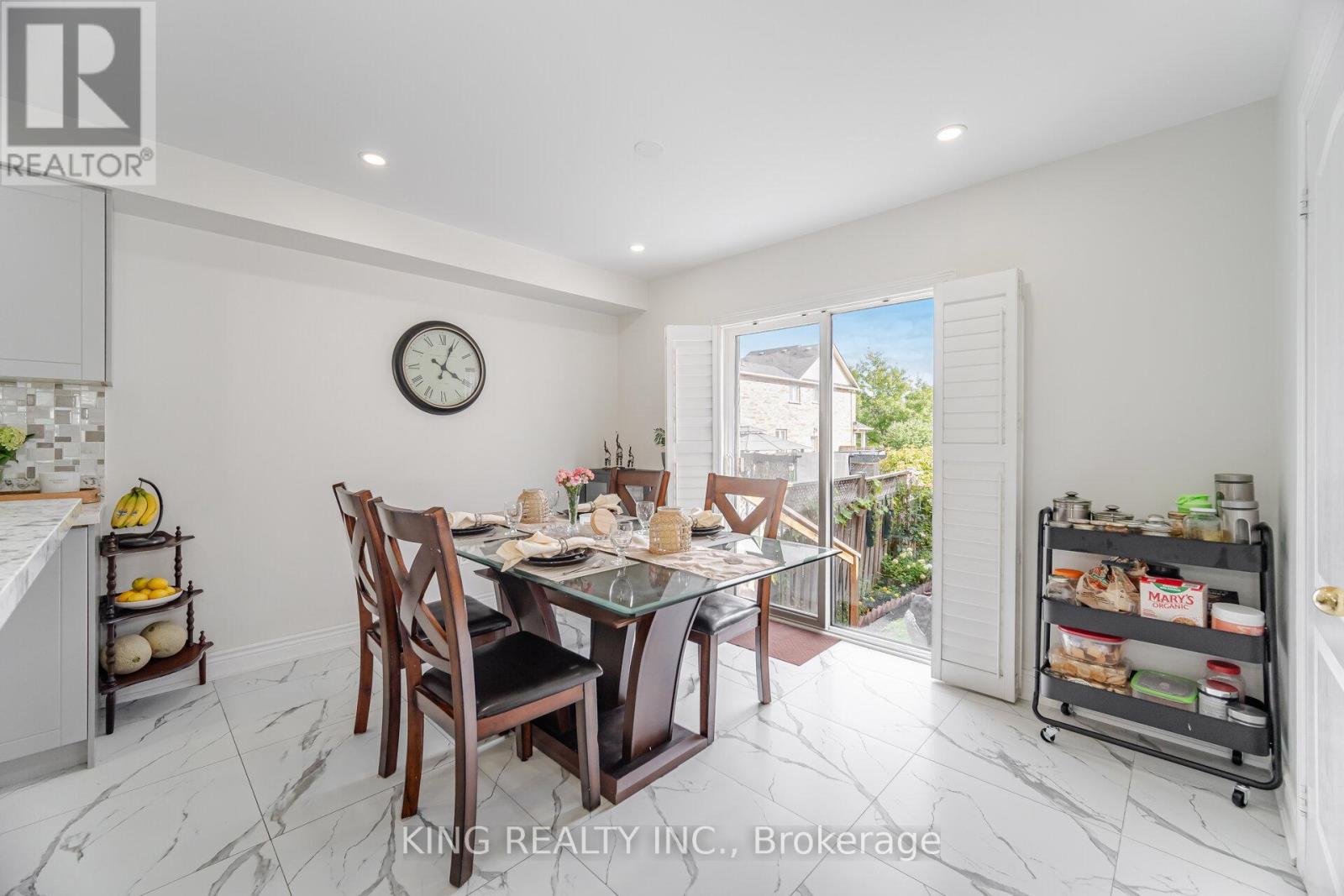 Photo 28 of 89 Crystal Glen Crescent, Brampton ON