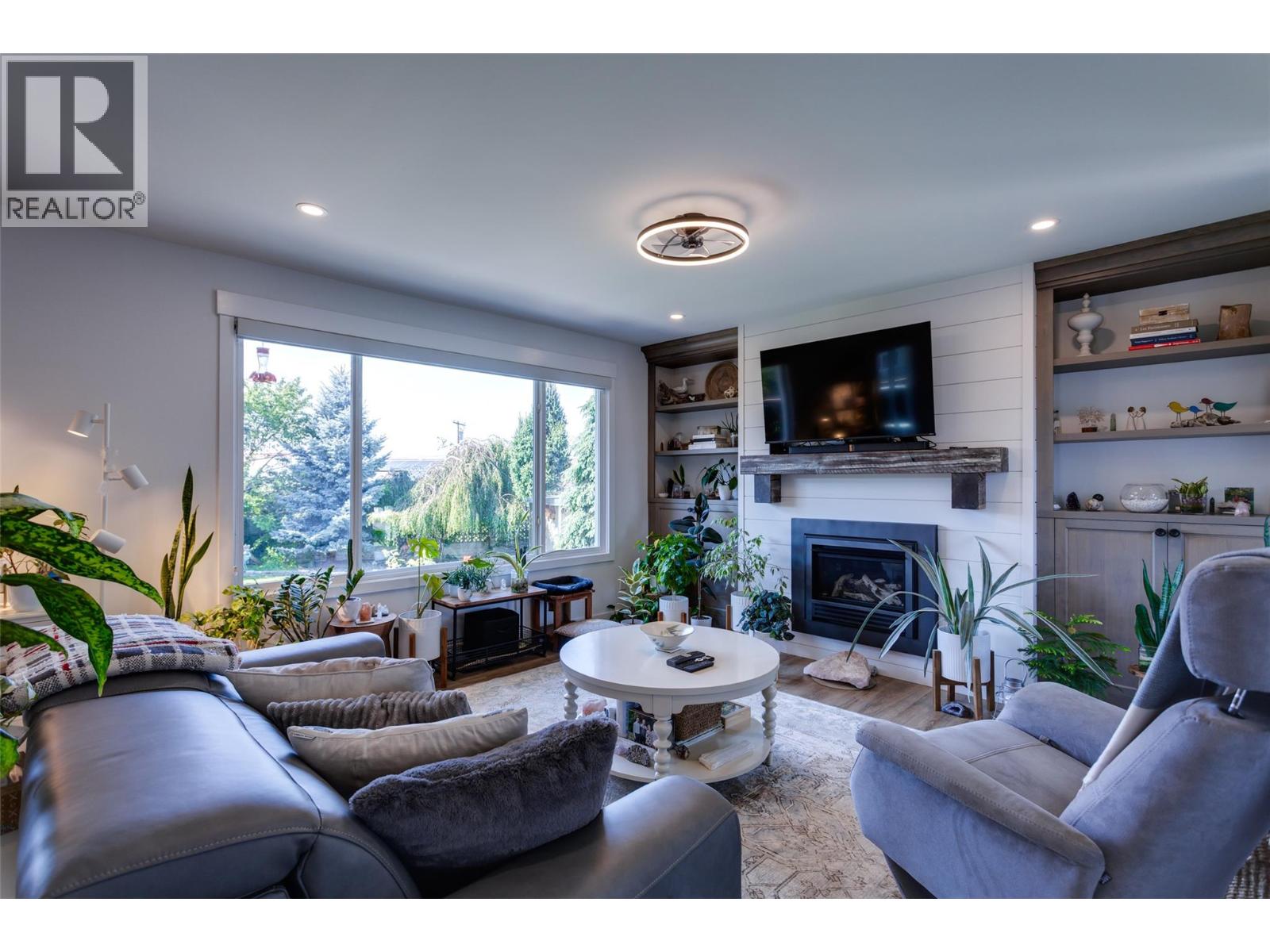 Photo 11 of 1870 Hayashi Court, Kelowna BC