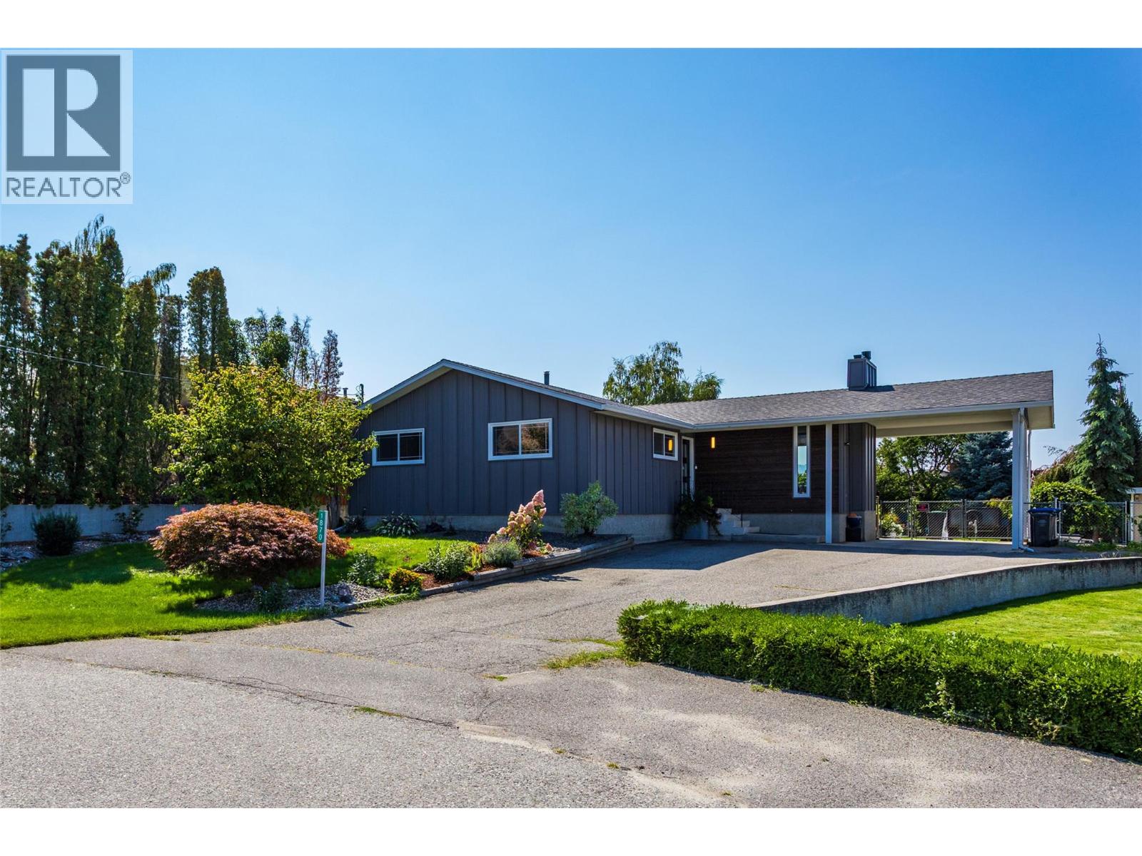 Photo 2 of 1870 Hayashi Court, Kelowna BC