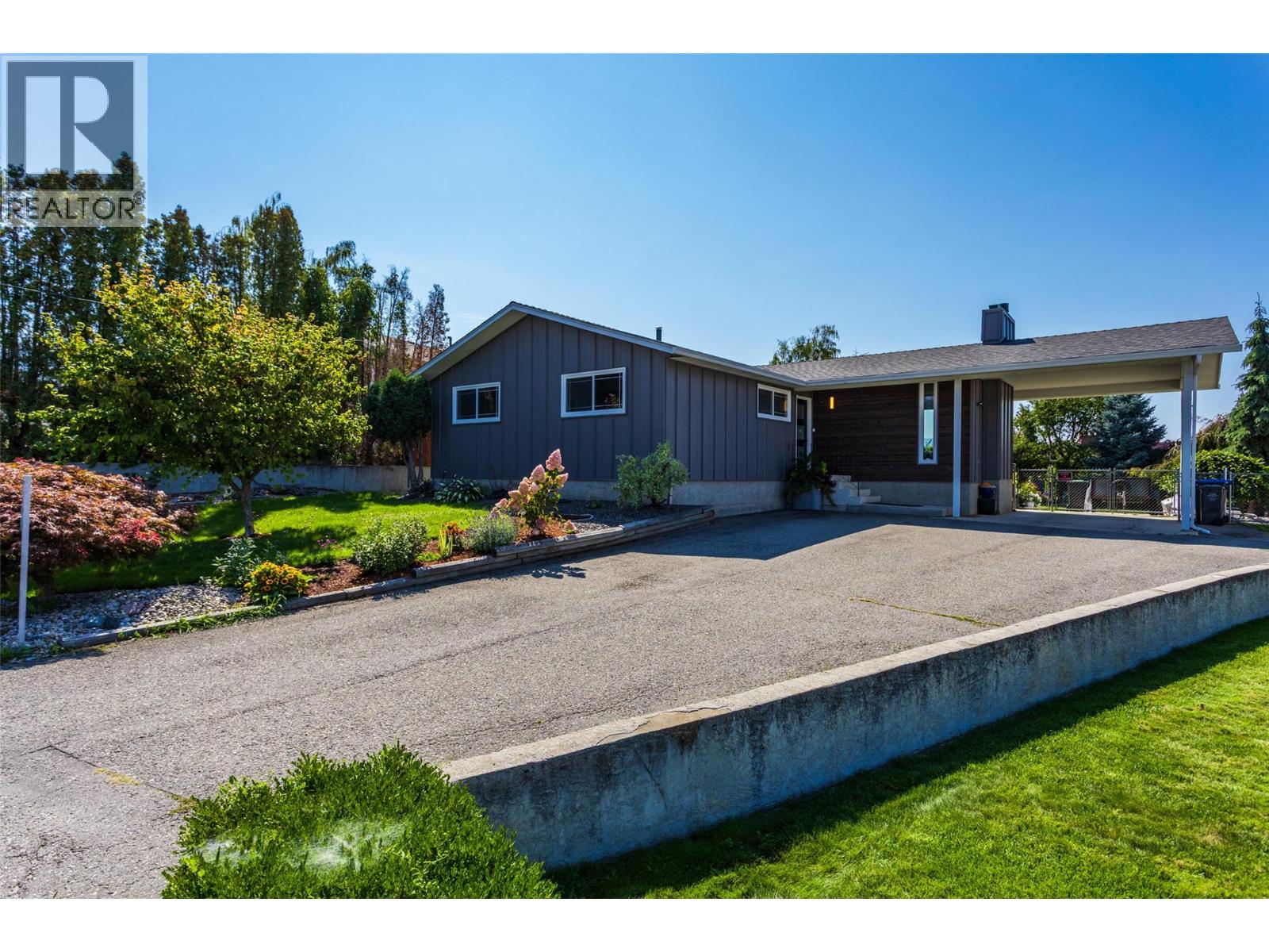 Photo 3 of 1870 Hayashi Court, Kelowna BC