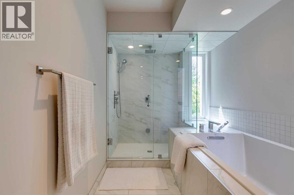 Photo 12 of 1710 35 Avenue Sw, Calgary AB