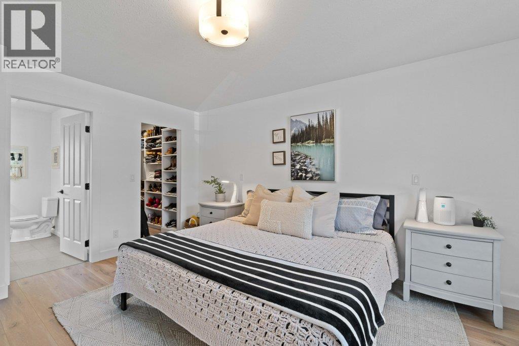 513 Pine Street, Sicamous