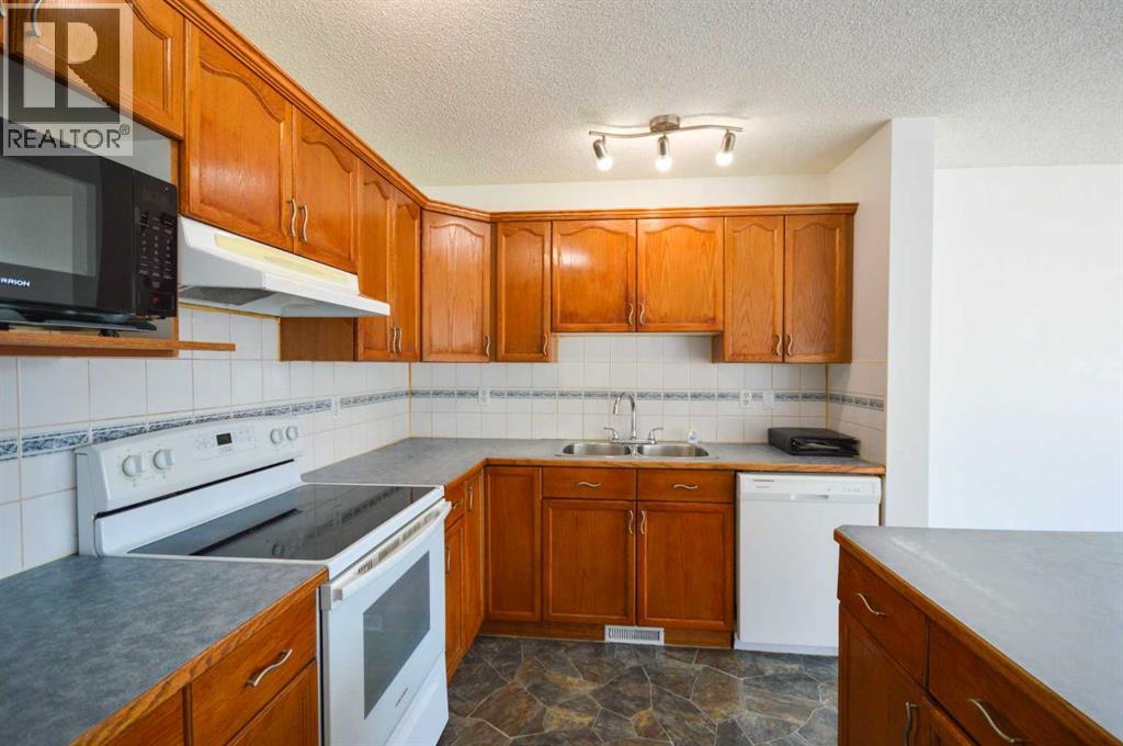 Photo 11 of 12634 Coventry Hills Way Ne, Calgary AB
