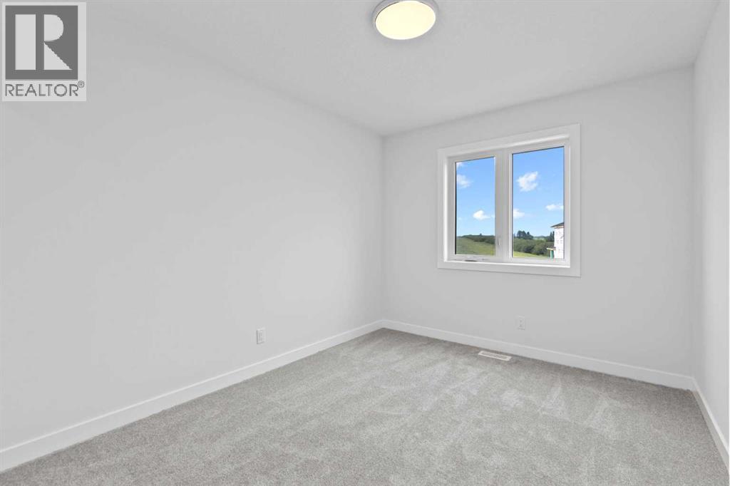 Photo 31 of 175 Belvedere Crescent Se, Calgary AB