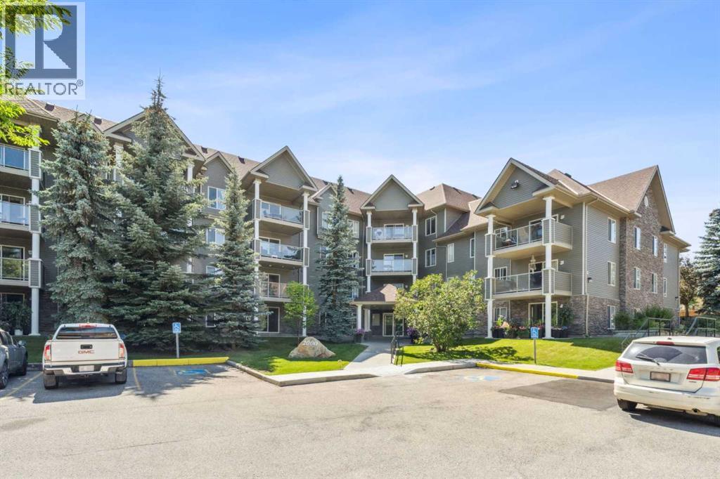 Photo 2 of 2305 Millrise Point Sw, Calgary AB