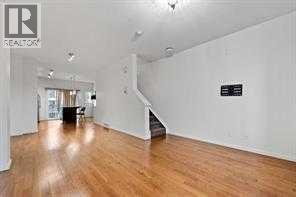 Photo 3 of 231 Copperpond Common Se, Calgary AB