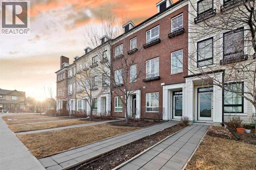Photo 1 of 231 Copperpond Common Se, Calgary AB