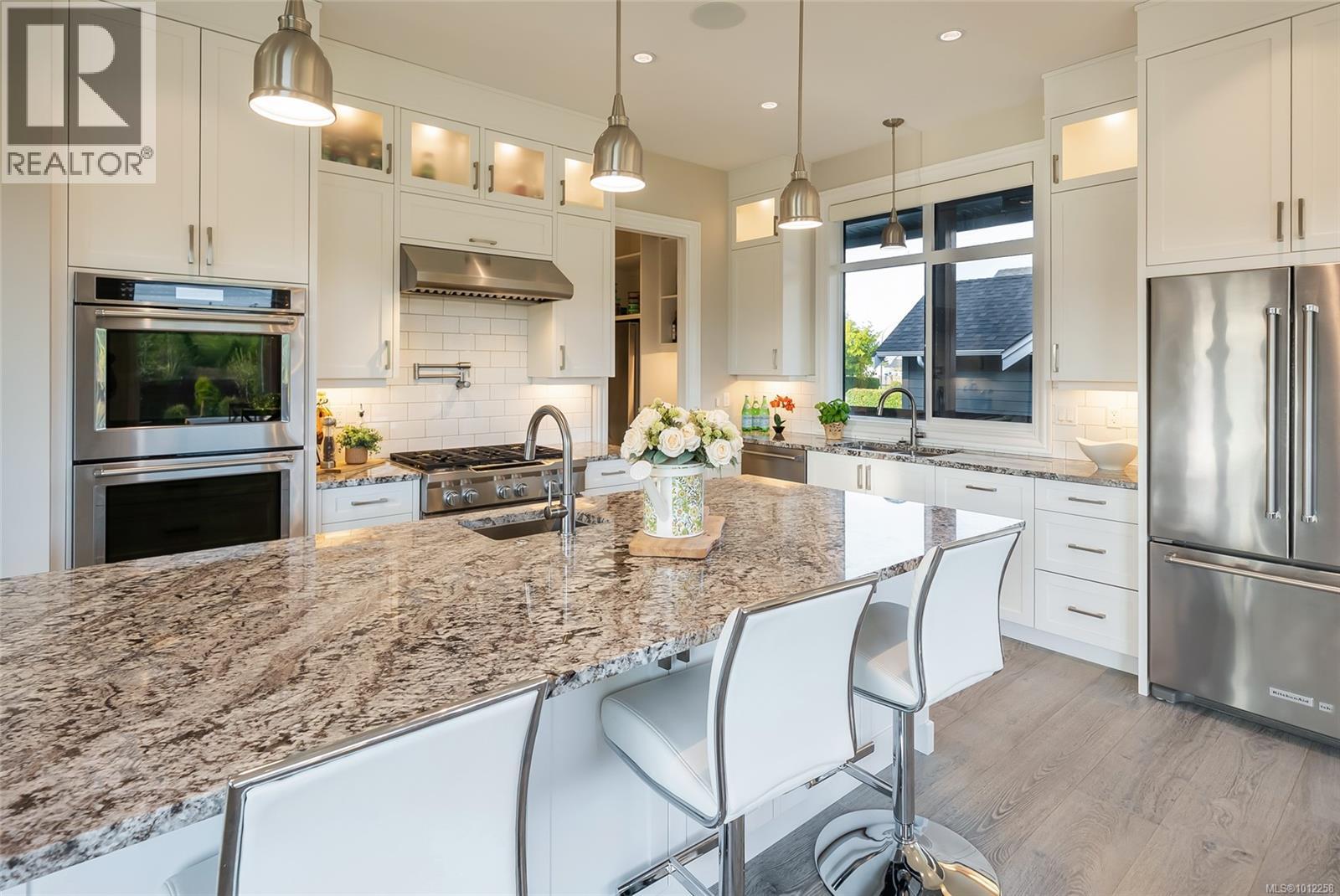 Photo 92 of 776 Hirst Ave, Parksville BC