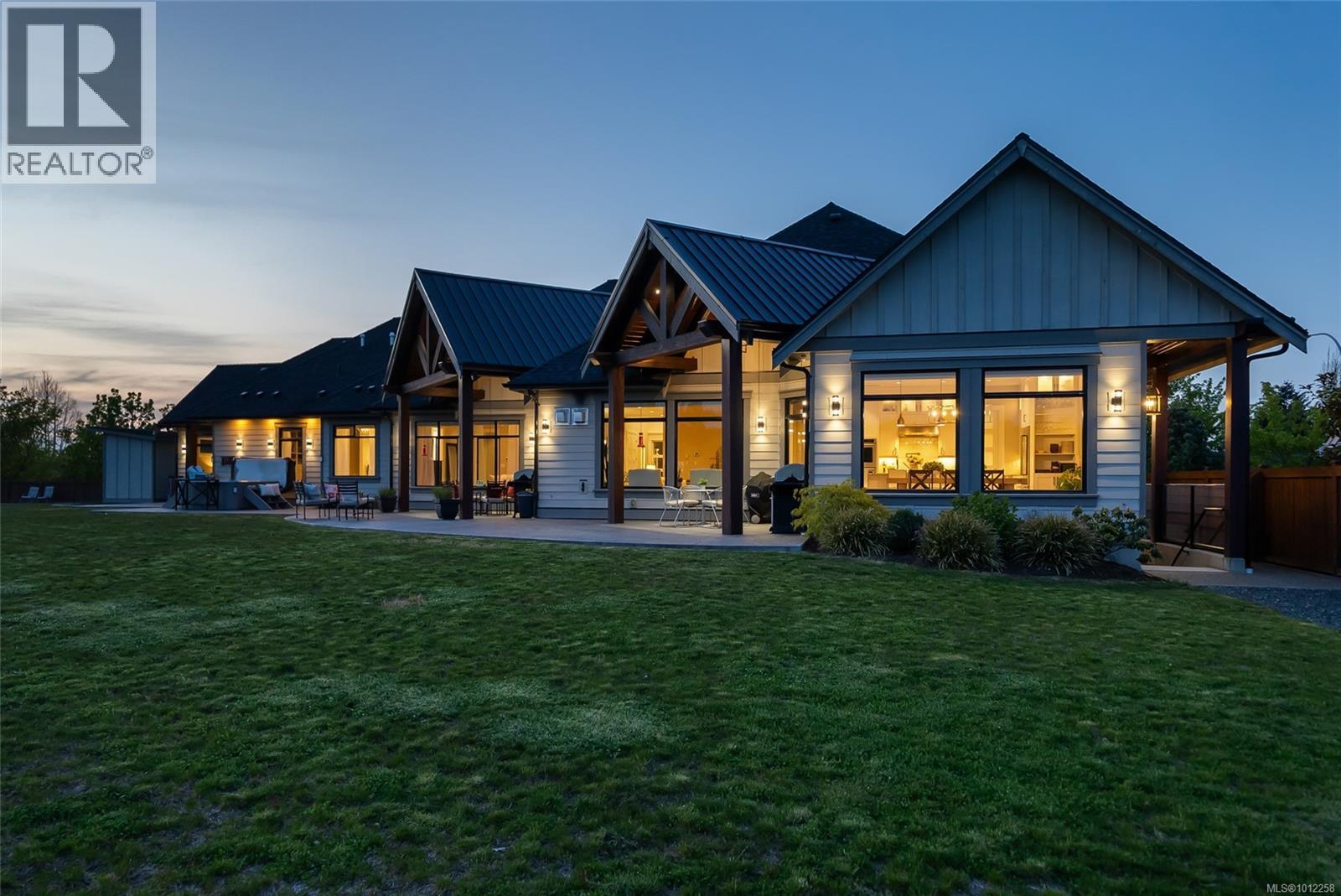 Photo 19 of 776 Hirst Ave, Parksville BC