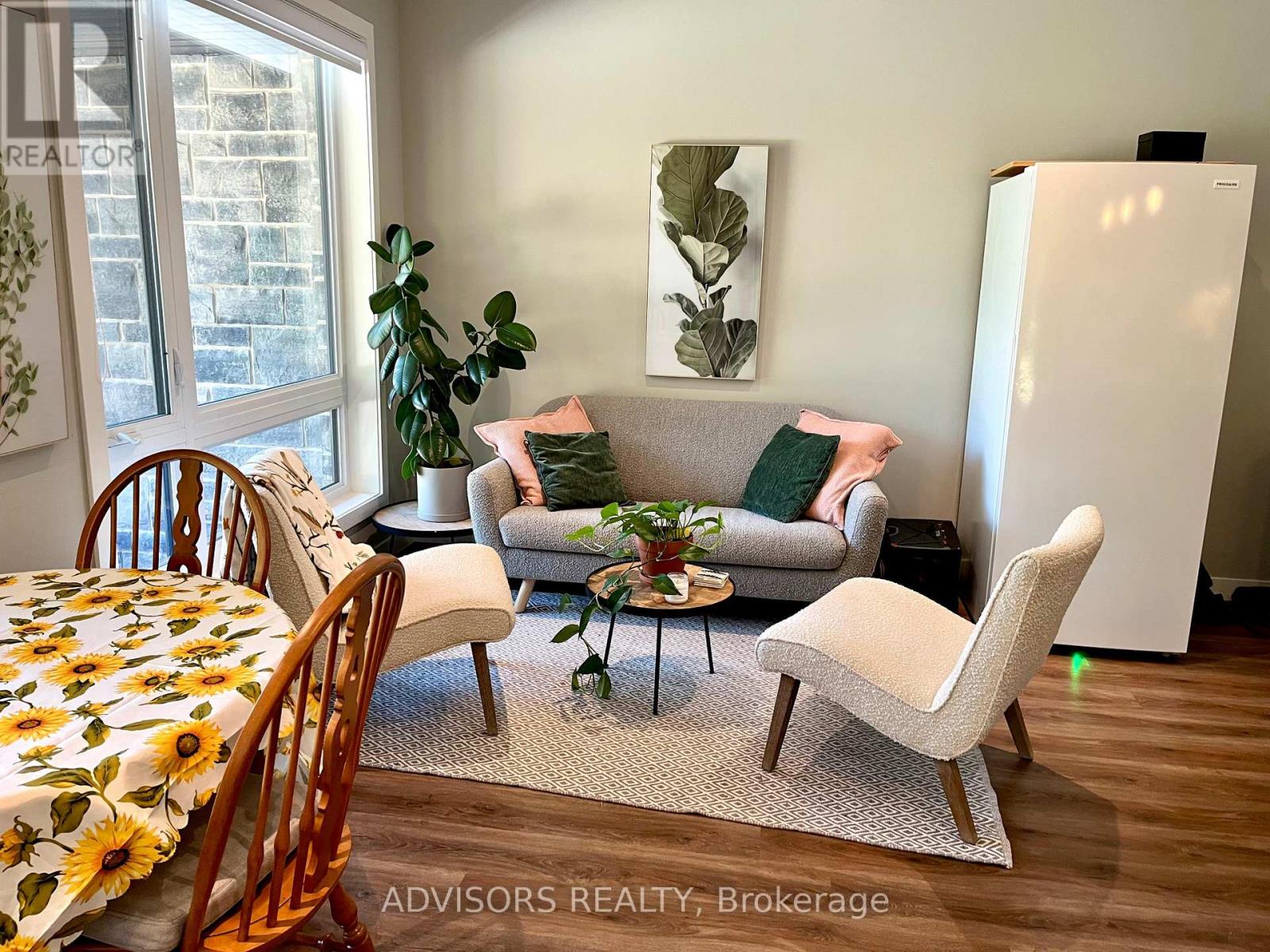Photo 34 of 15 83 Beechwood Avenue, Guelph ON