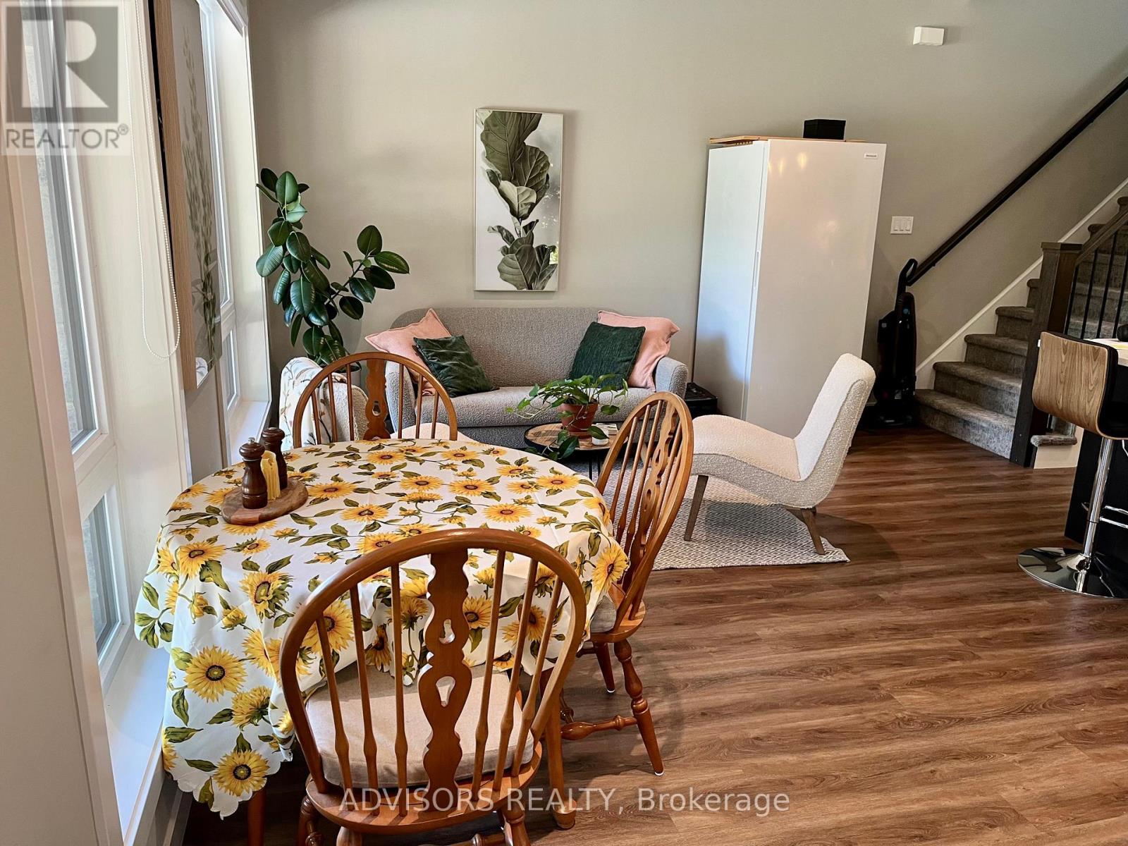 Photo 7 of 15 83 Beechwood Avenue, Guelph ON