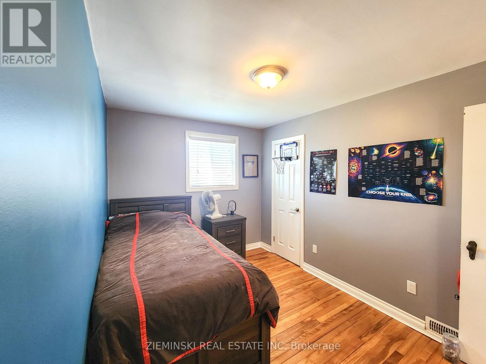 Photo 28 of 120 Devonshire Avenue, Iroquois Falls ON