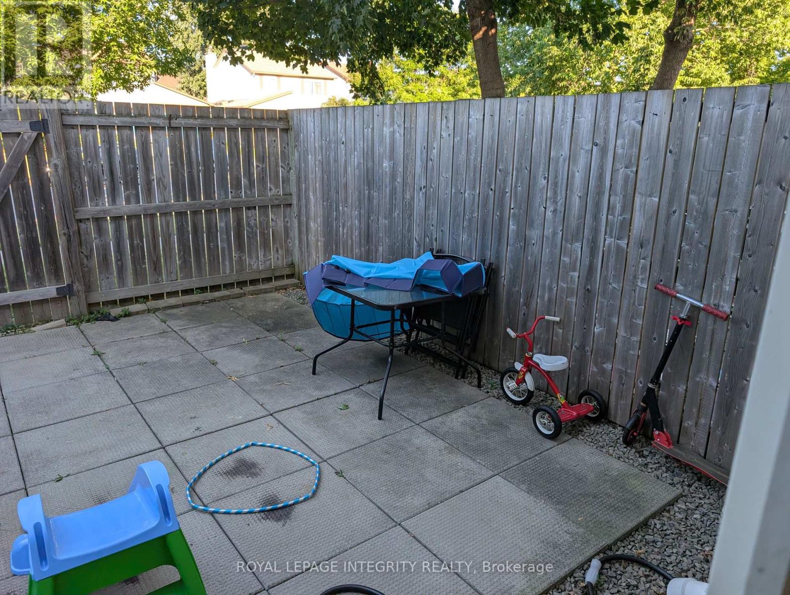 Photo 9 of 38 1721 Dondale Street, Ottawa ON