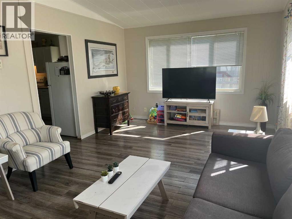 Photo 3 of 53 5308 57 Street, Lloydminster AB
