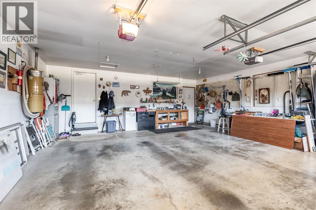 Photo 31 of 26 Shaw Crescent Se, Medicine Hat AB