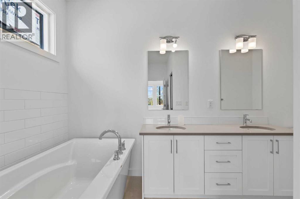 Photo 2 of 1901 15 Coopersfield Link Sw, Airdrie AB