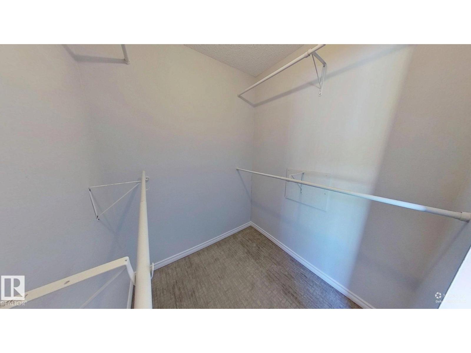 Photo 20 of 9309 172 St Nw, Edmonton AB