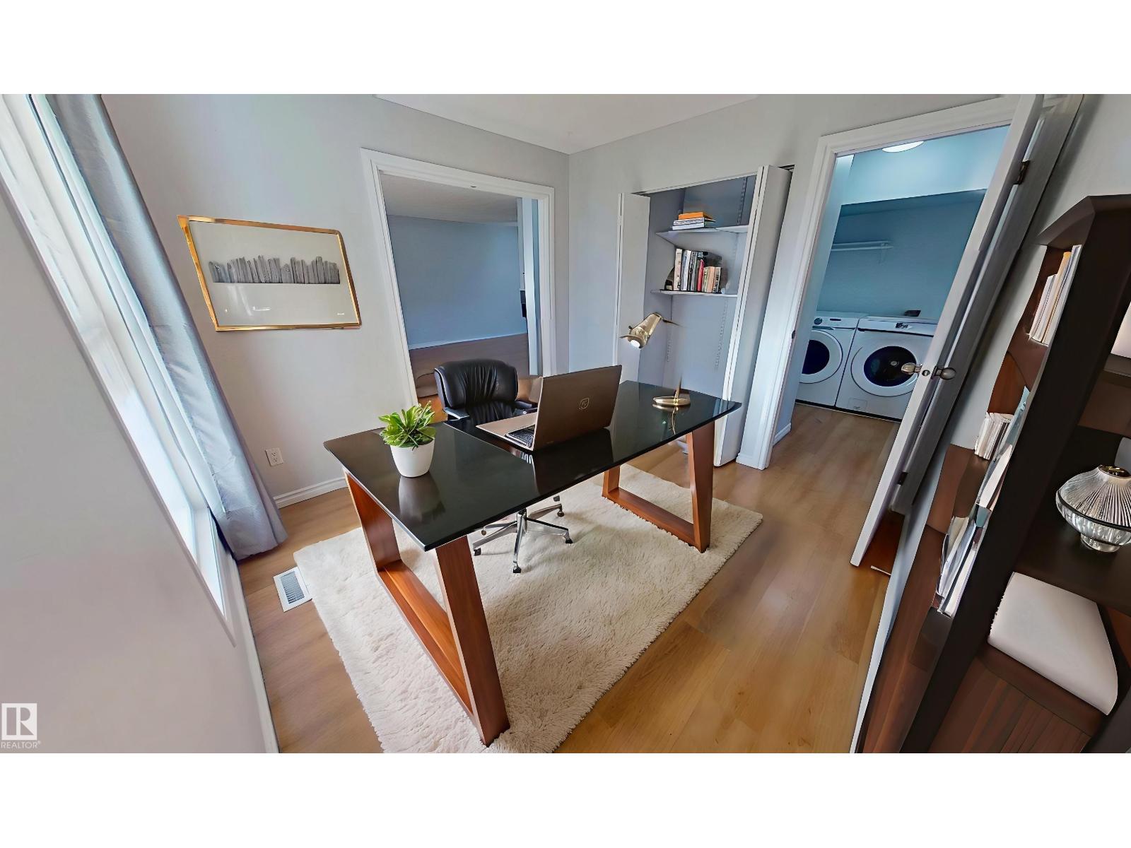 Photo 9 of 9309 172 St Nw, Edmonton AB