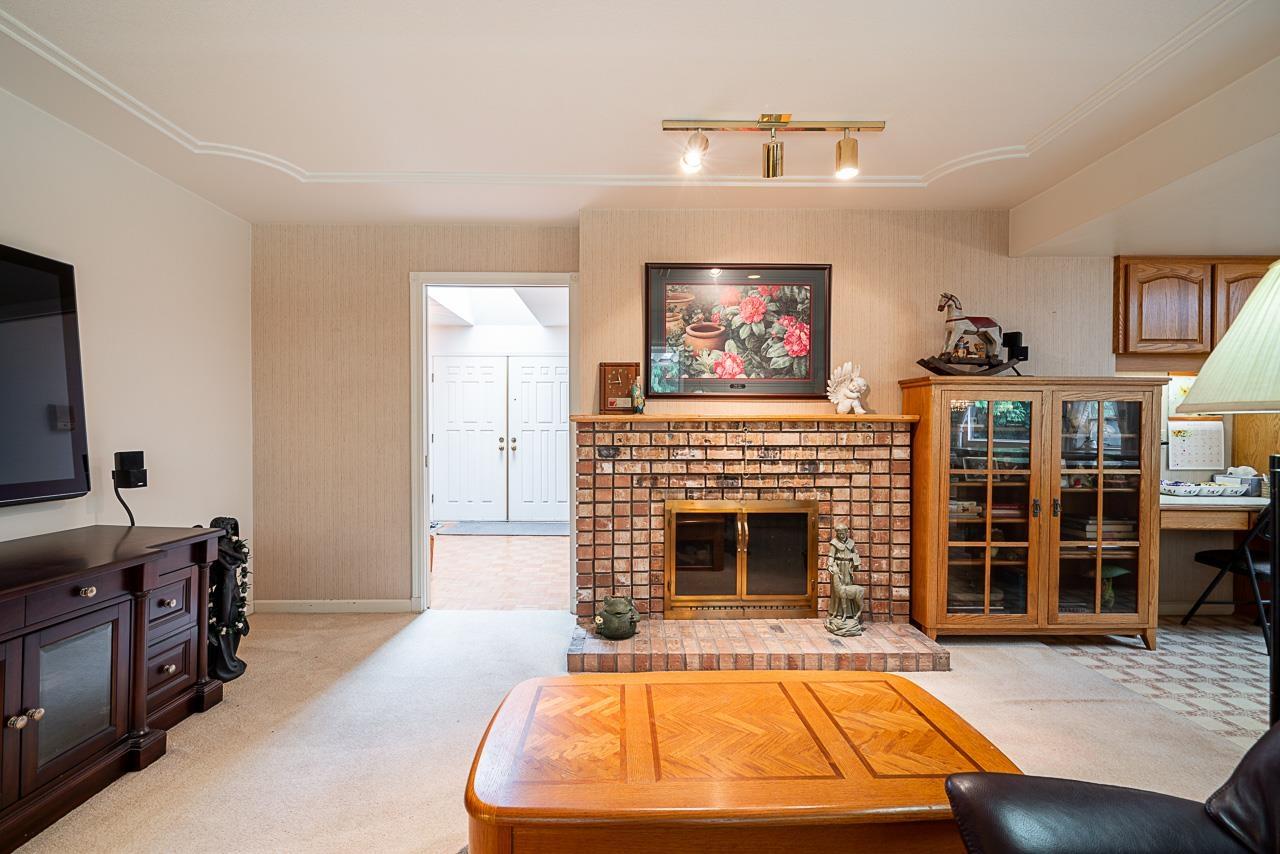Photo 19 of 11293 153 A Street, Surrey BC
