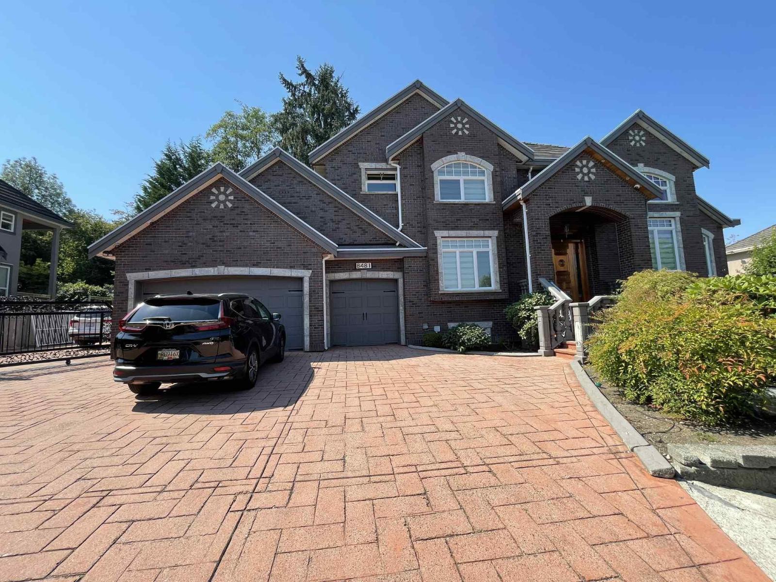 Photo 10 of 8481 171 Street, Surrey BC