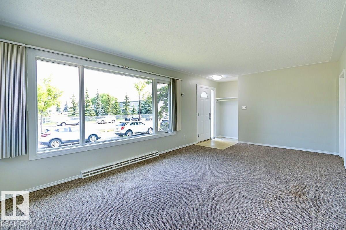 Photo 50 of 8911 132 Av Nw Nw, Edmonton AB