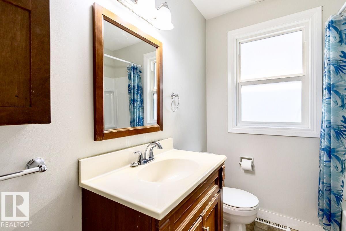 Photo 1 of 8911 132 Av Nw Nw, Edmonton AB
