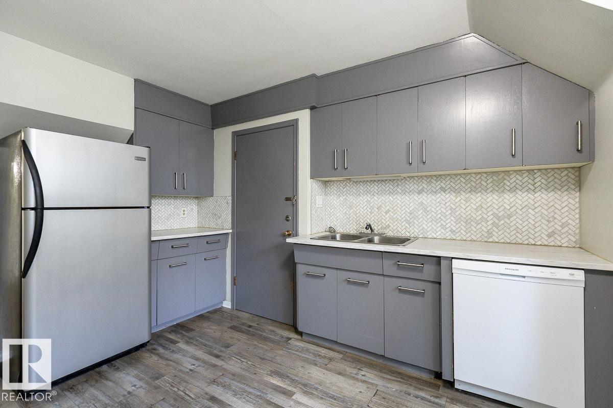Photo 45 of 8911 132 Av Nw Nw, Edmonton AB