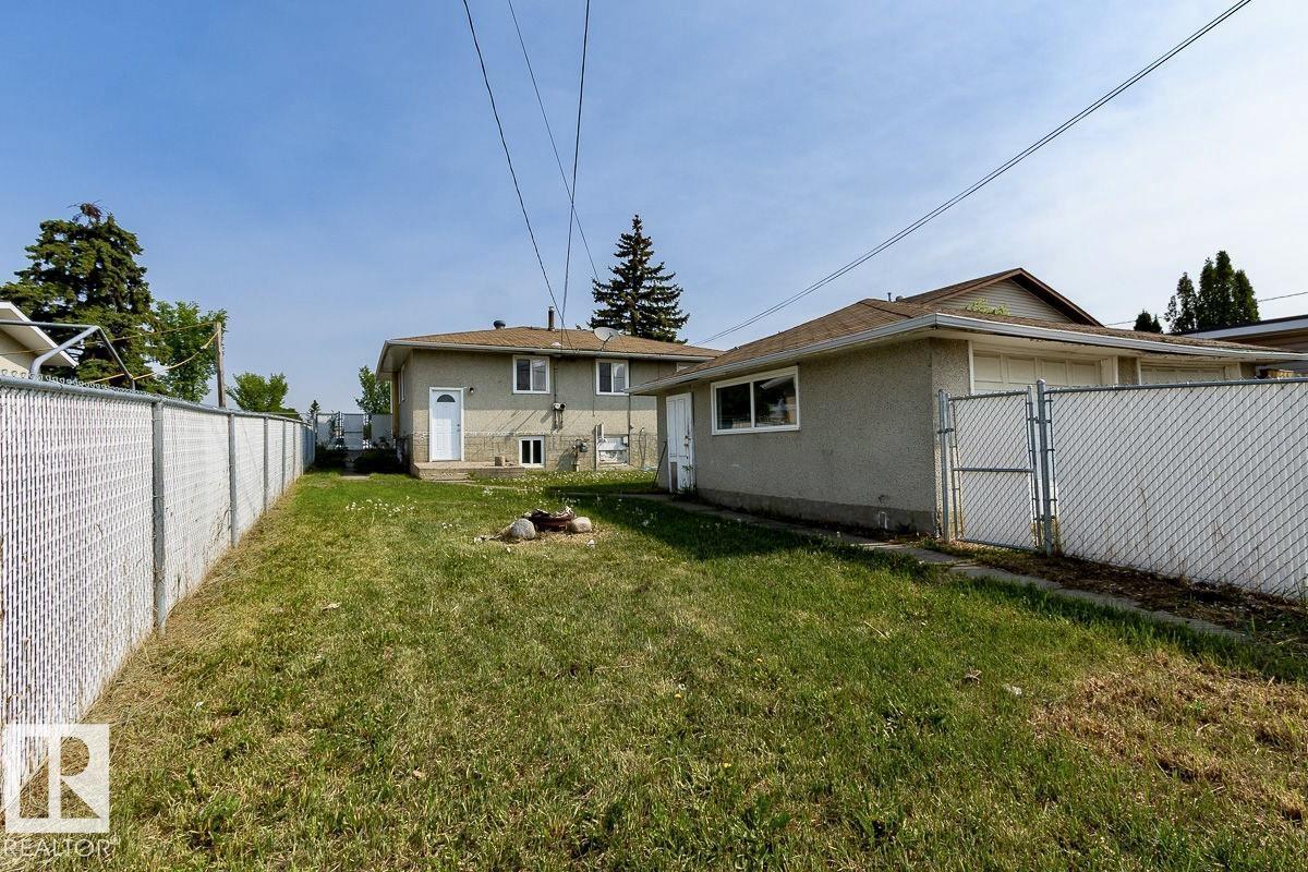 Photo 42 of 8911 132 Av Nw Nw, Edmonton AB