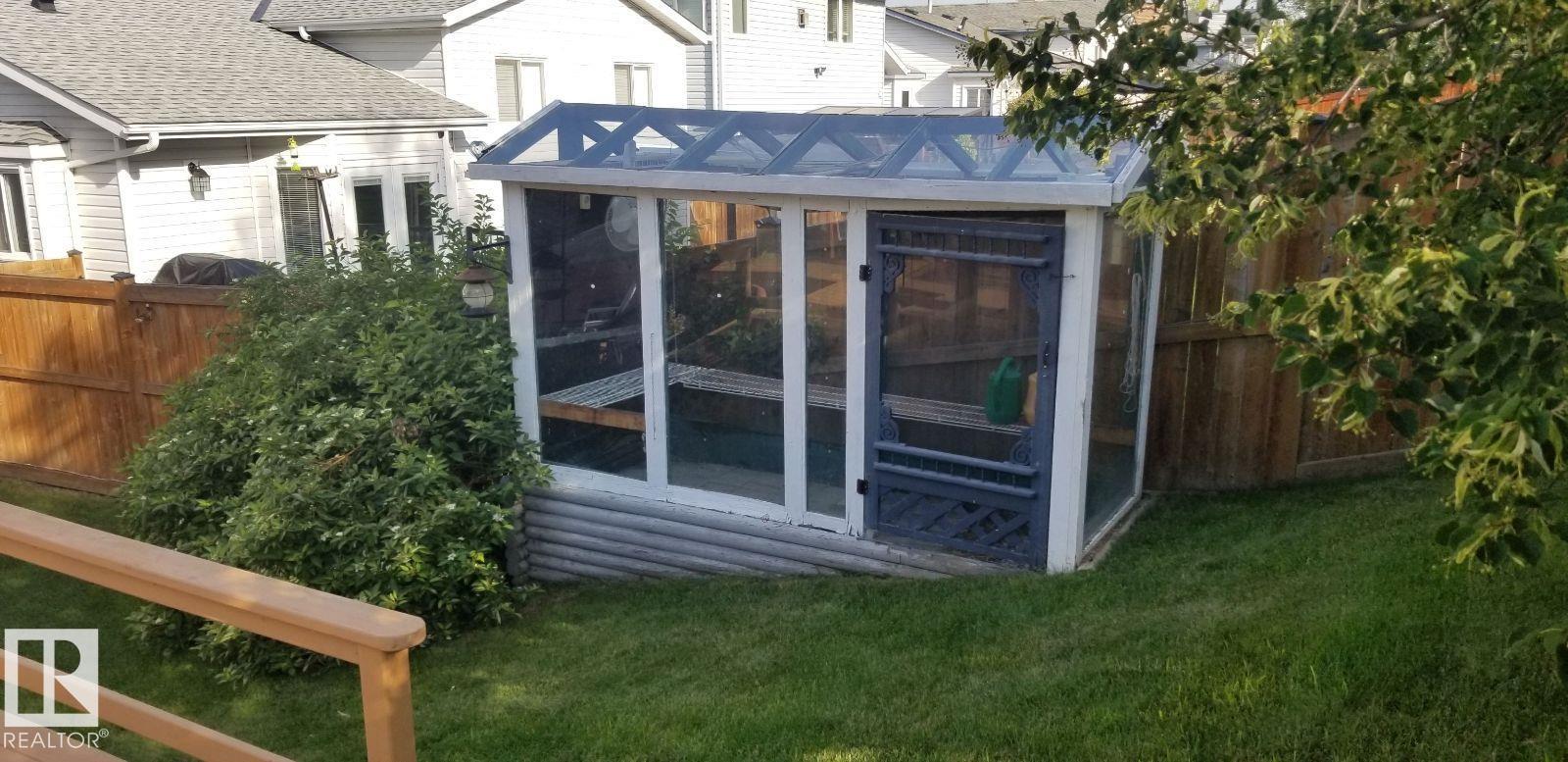 Photo 3 of 4411 42 St, Beaumont AB