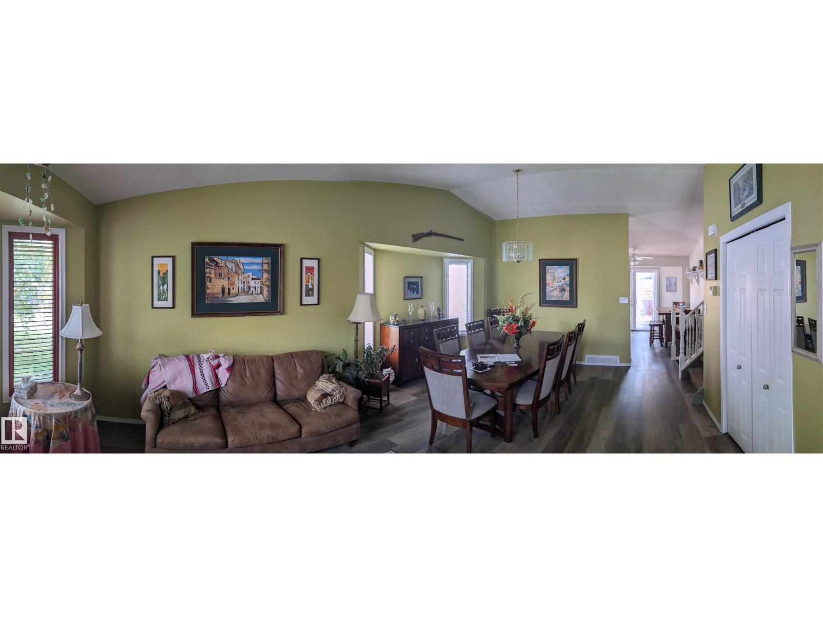Photo 6 of 4411 42 St, Beaumont AB