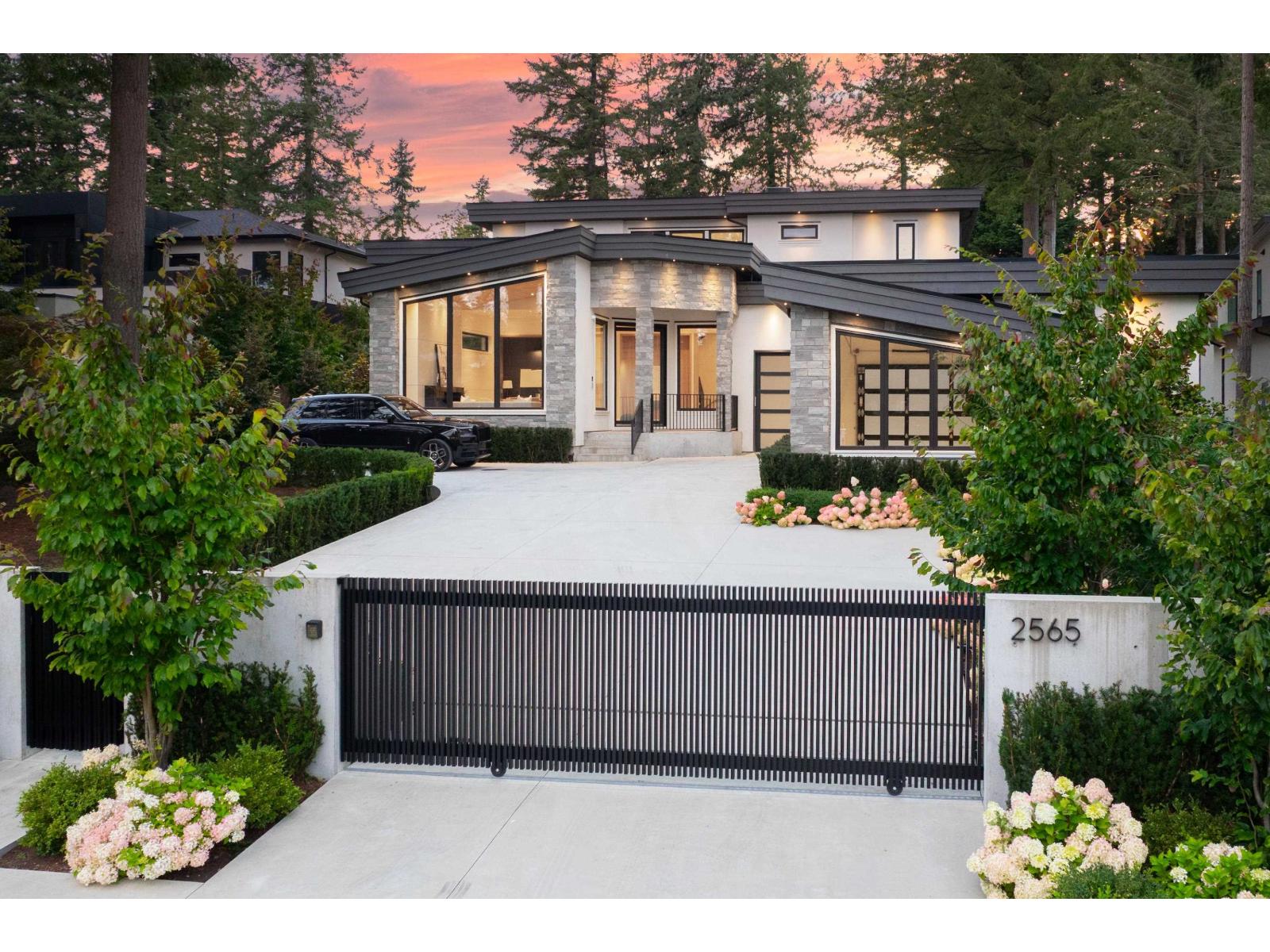 Photo 8 of 2565 141 Street, Surrey BC
