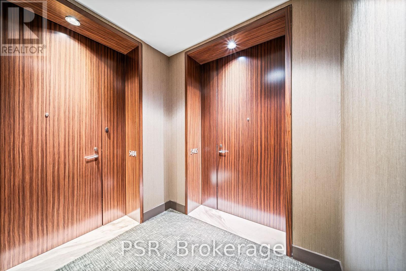 Photo 16 of 5405 180 University Avenue, Toronto ON