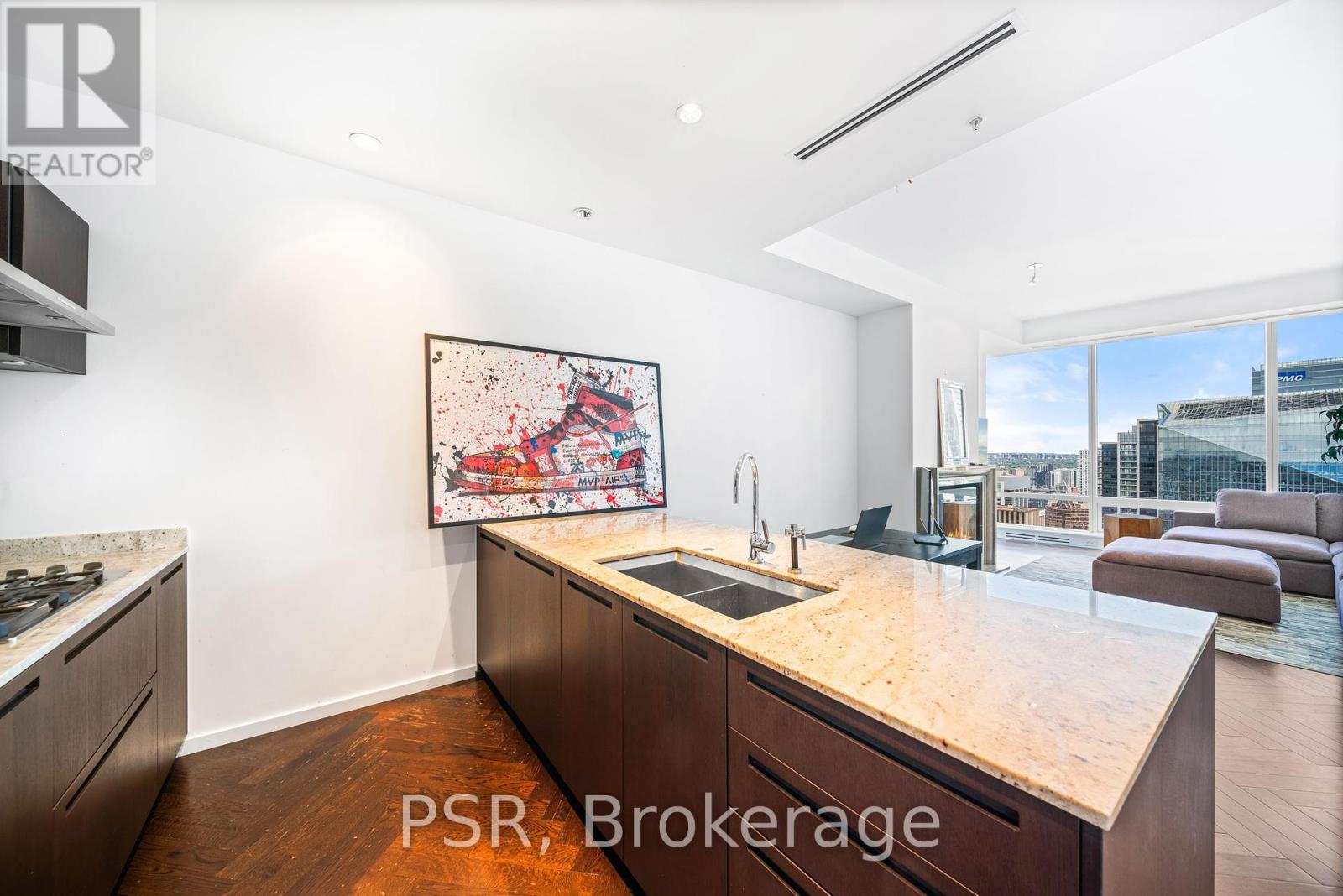 Photo 8 of 5405 180 University Avenue, Toronto ON