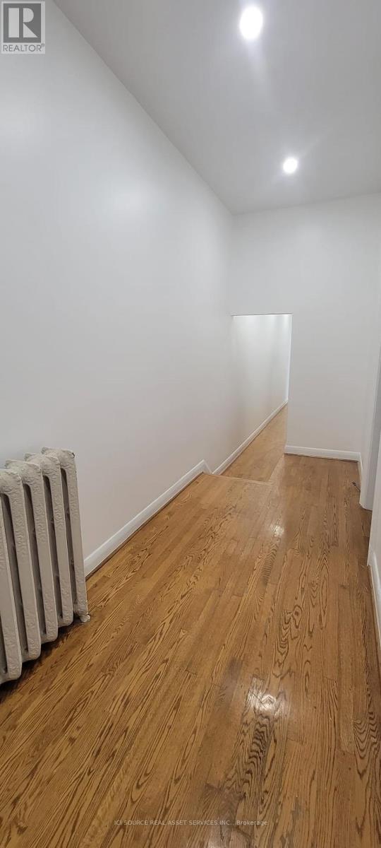 Photo 1 of Upper 360 Gerrard Street E, Toronto ON
