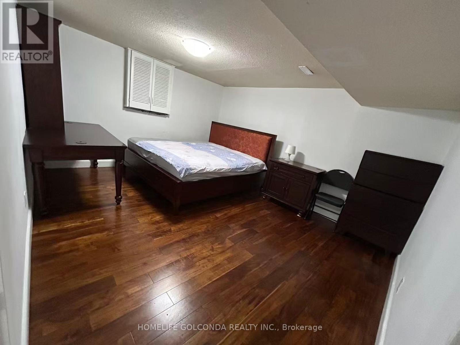 Photo 6 of 22 Lower Level 150 Palmdale Drive, Toronto ON