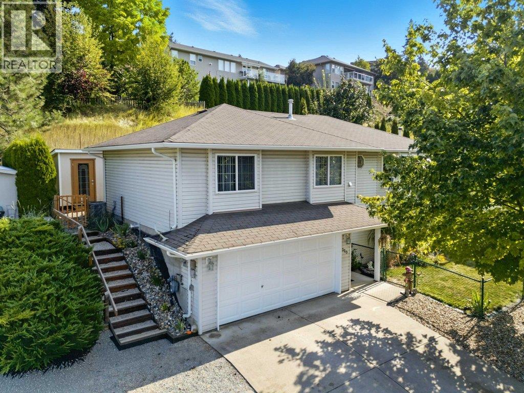 Photo 31 of 320 17 Street Se, Salmon Arm BC
