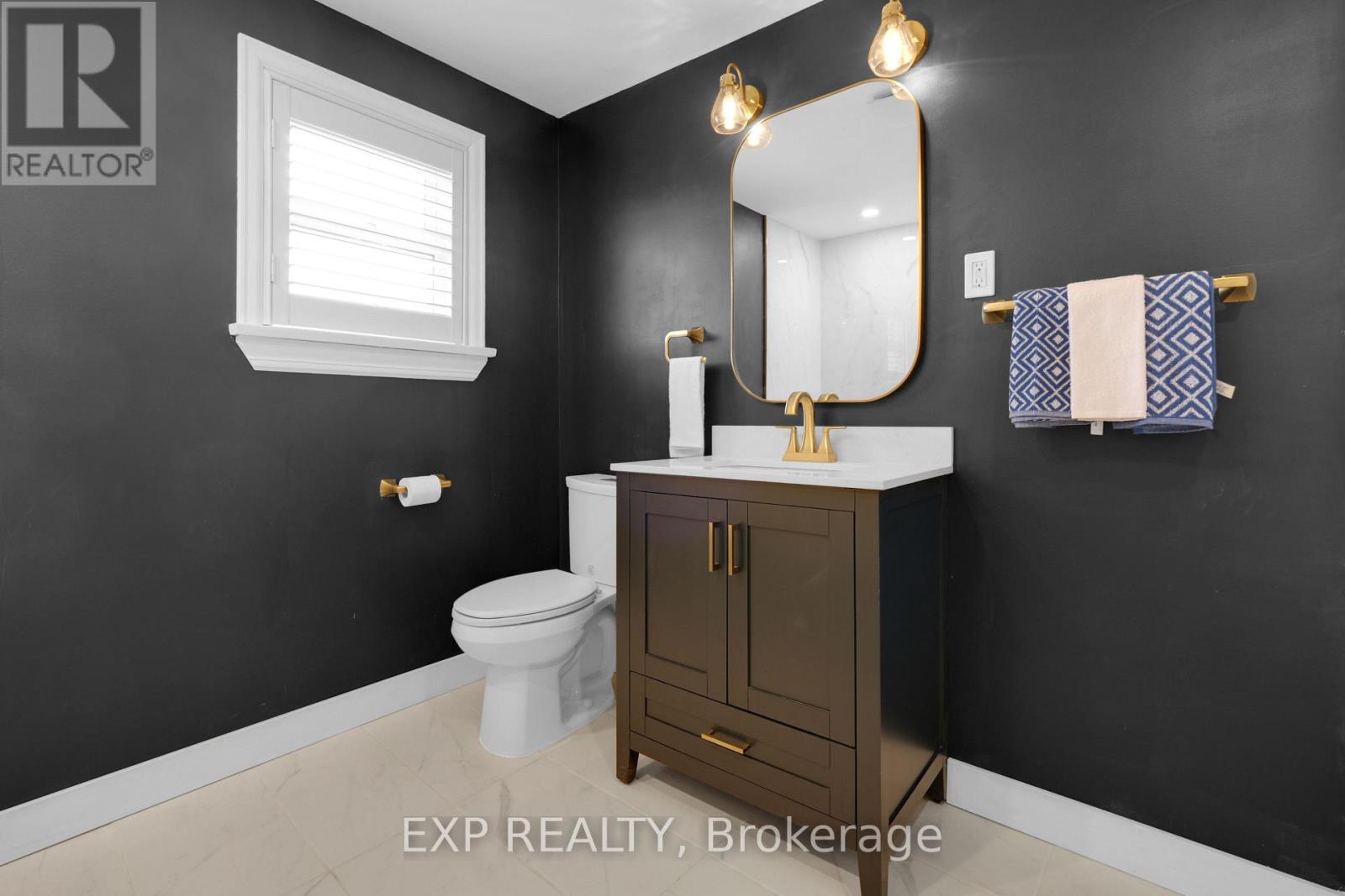 Photo 18 of 536 King Street E, Oshawa ON