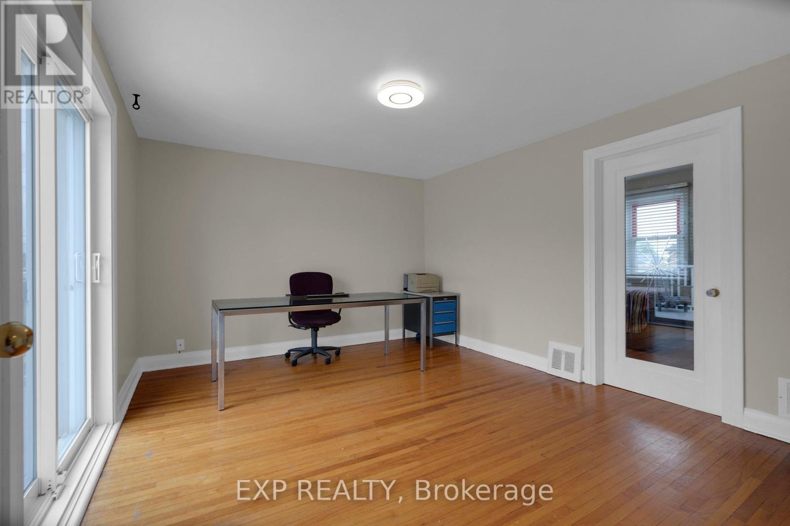 Photo 7 of 536 King Street E, Oshawa ON