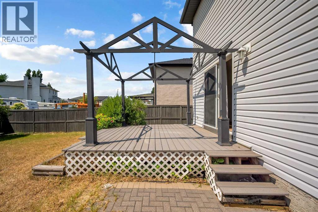 Photo 26 of 126 Oakmere Point, Chestermere AB