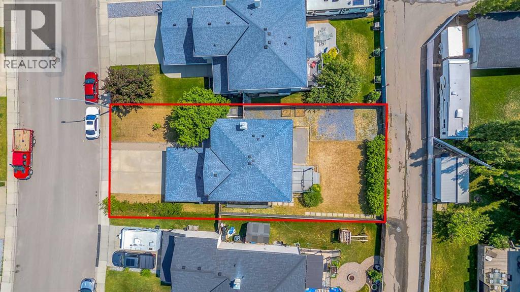 Photo 22 of 126 Oakmere Point, Chestermere AB