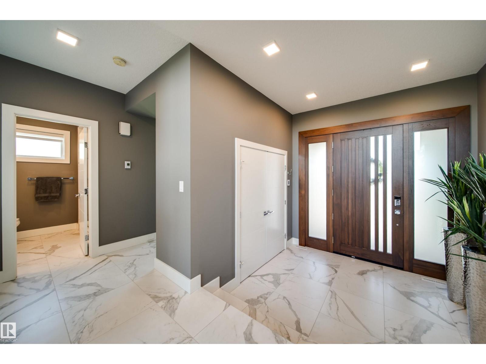 Photo 3 of 4143 Kennedy Green Gr Sw, Edmonton AB