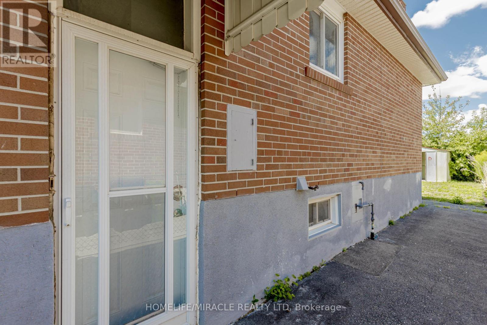 Photo 22 of 80 Goldsboro Road, Toronto ON