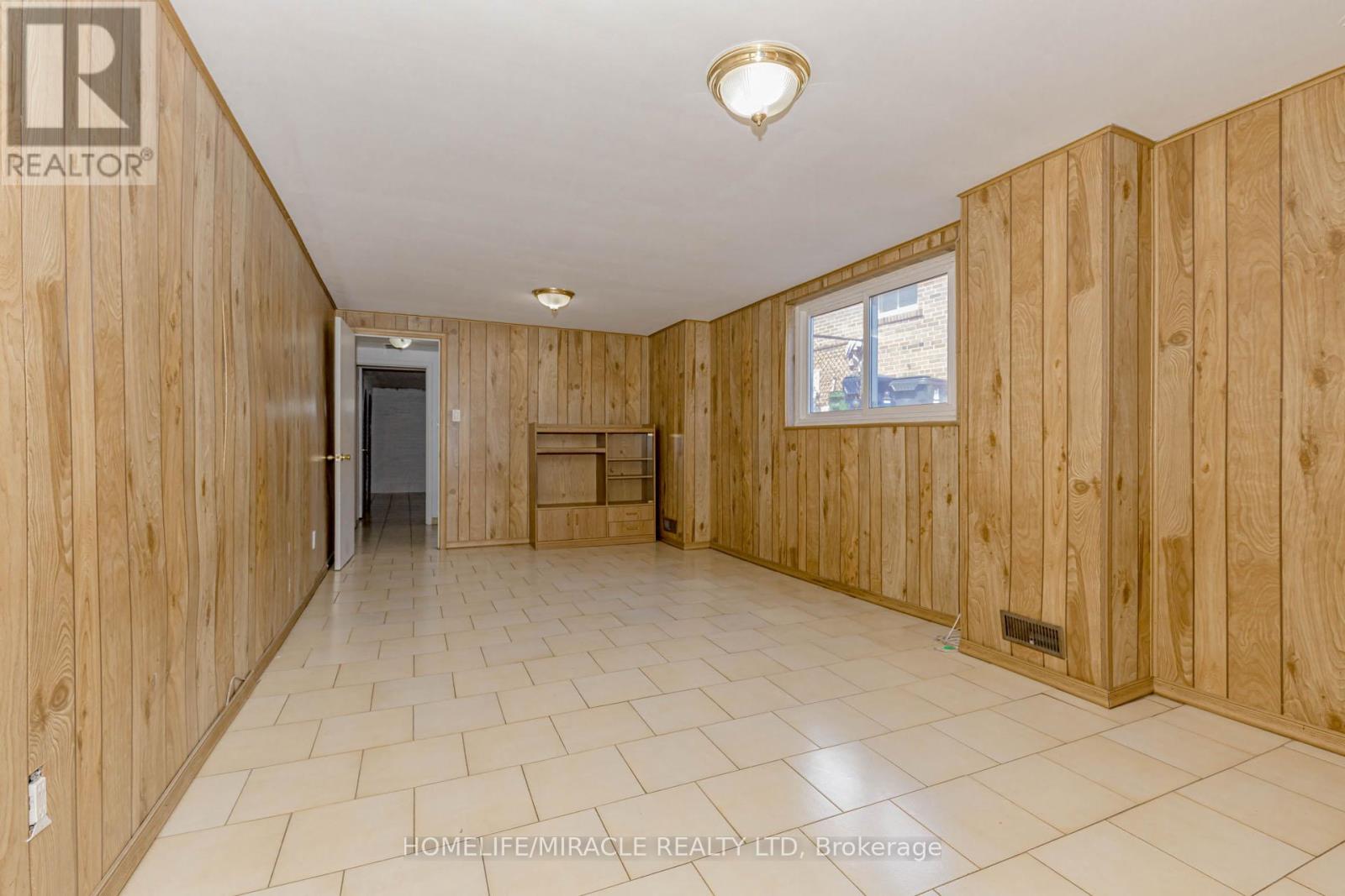 Photo 35 of 80 Goldsboro Road, Toronto ON