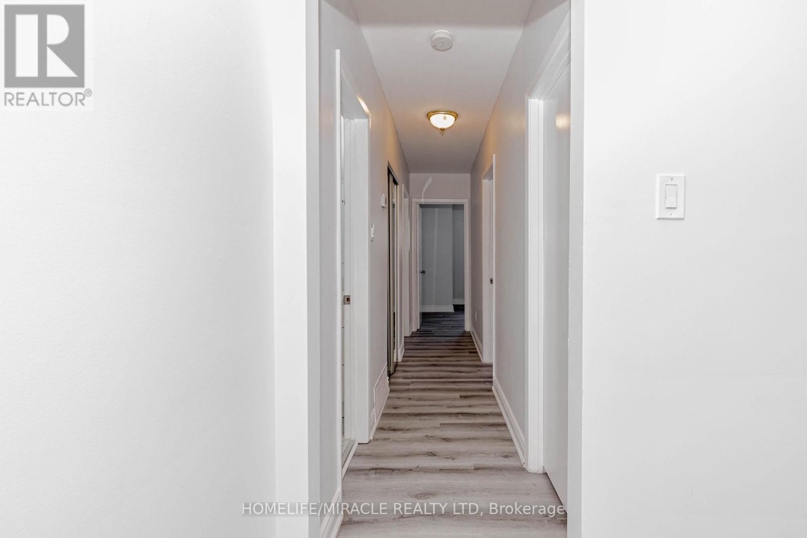 Photo 34 of 80 Goldsboro Road, Toronto ON