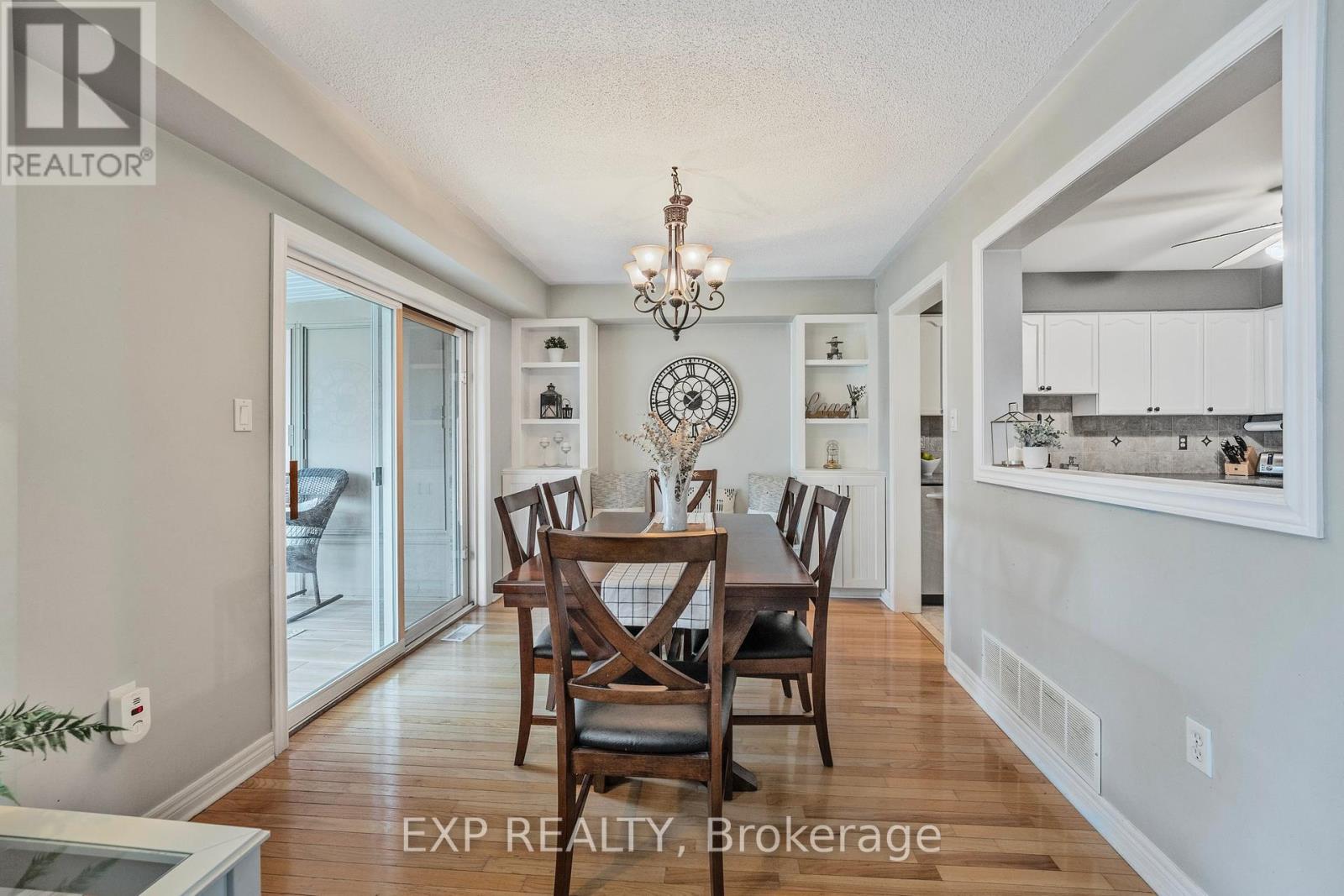 Photo 32 of 19 Heritage Court, Barrie ON