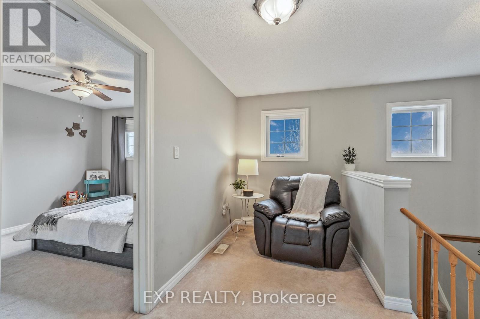 Photo 21 of 19 Heritage Court, Barrie ON