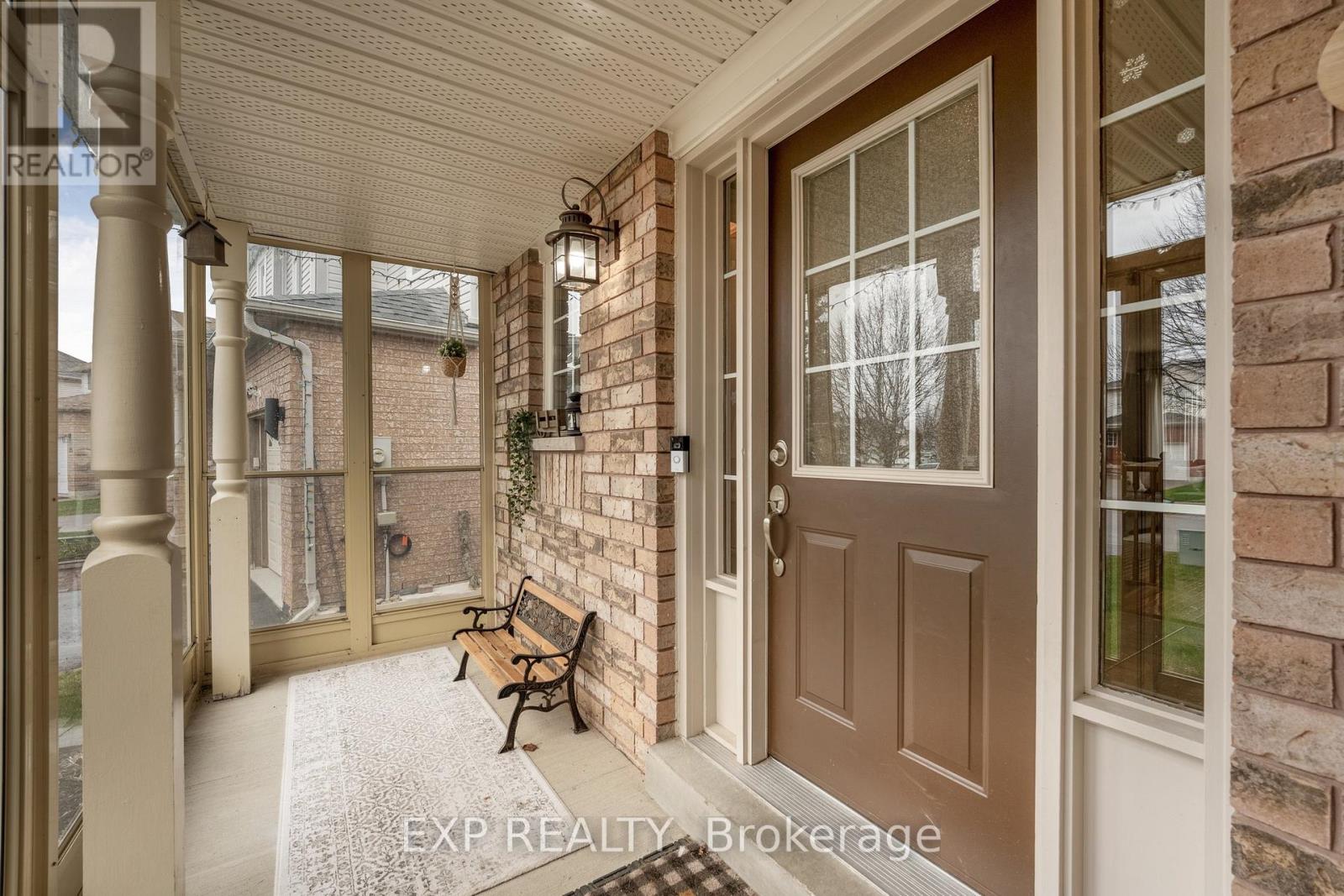 Photo 48 of 19 Heritage Court, Barrie ON